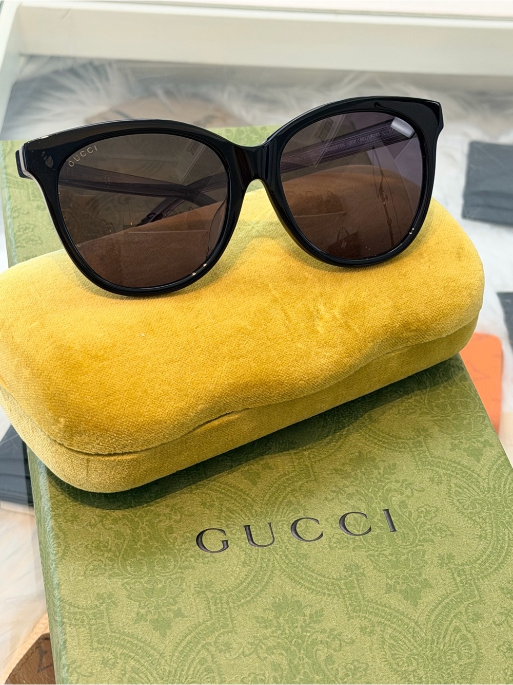 Gucci Black Cat-Eye Women's Sunglasses